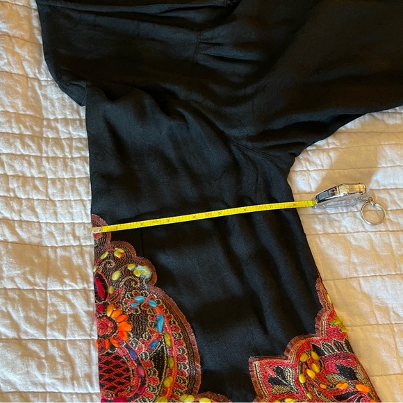 Black multi colored boho style tunic top - Picture 4 of 7